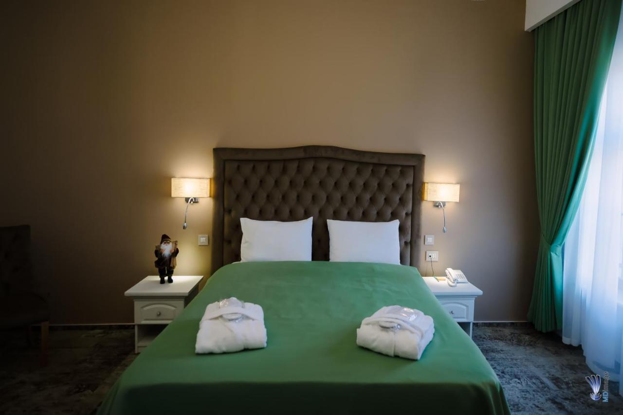 Hotel La Belle Epoque Petroşani Εξωτερικό φωτογραφία