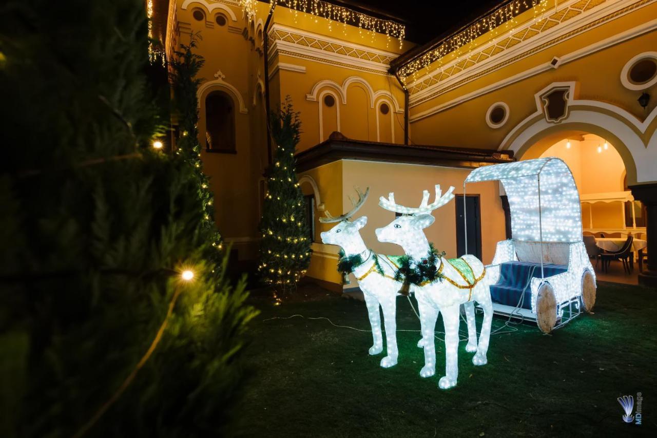 Hotel La Belle Epoque Petroşani Εξωτερικό φωτογραφία