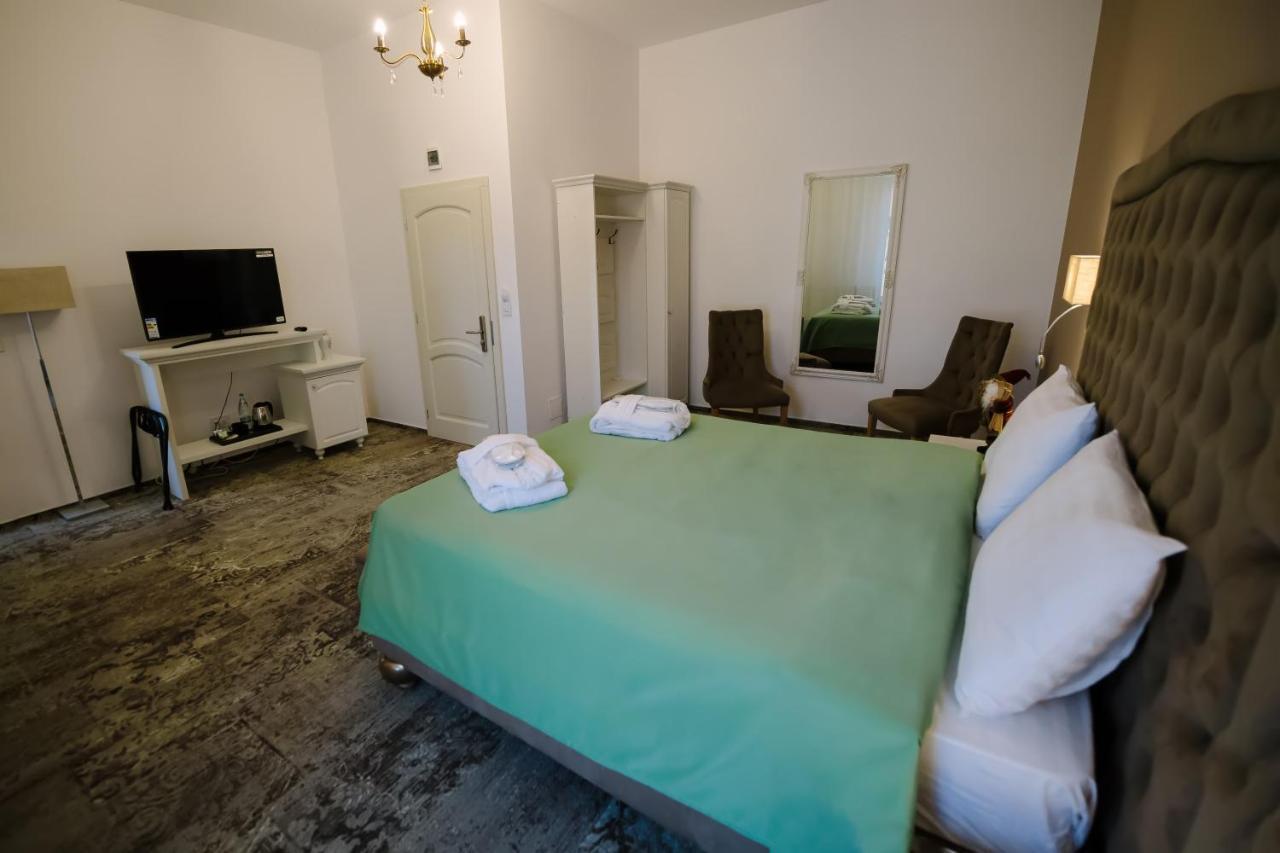 Hotel La Belle Epoque Petroşani Εξωτερικό φωτογραφία